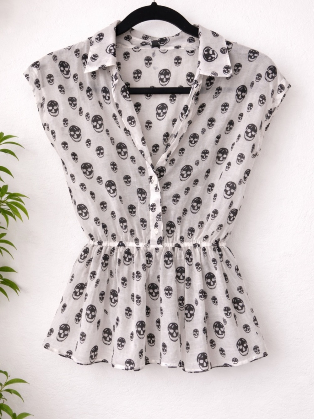 White Skull-Print Peplum Blouse with Elastic Waist